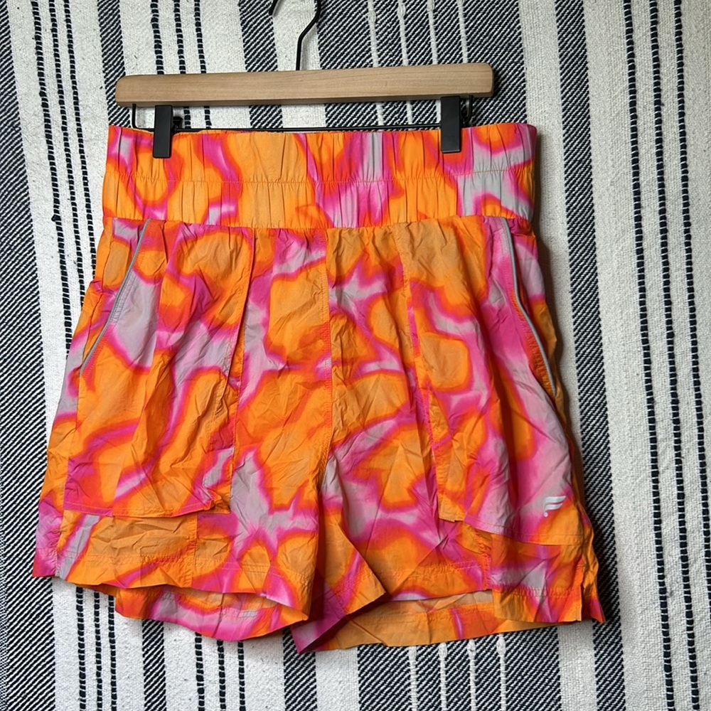 Fabletics Ultra High Waisted Piped Nylon Short - Picture 4 of 8